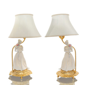 Đèn để bàn mạ vàng